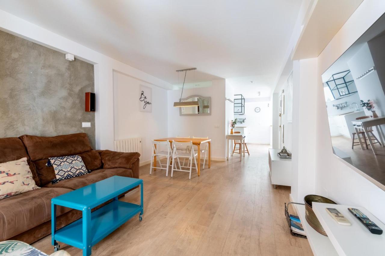 Bustos Tavera Olehousing Seville Exterior photo