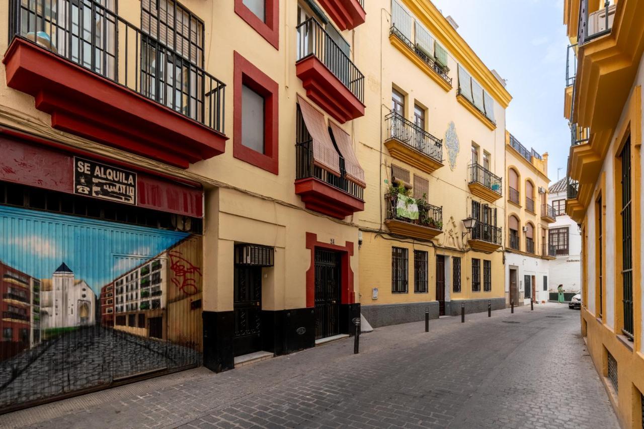 Bustos Tavera Olehousing Seville Exterior photo